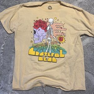 Mens Larger Grateful Dead shirt